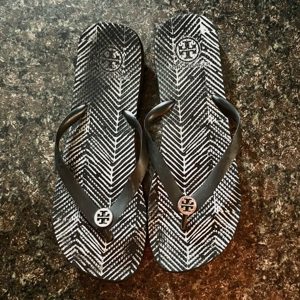 Tory Burch Distressed Chevron Flip Flops